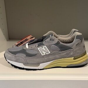 New Balance Men's Gray Sneakers